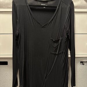 Grace & Lace Black Long Sleeve V-Neck Top